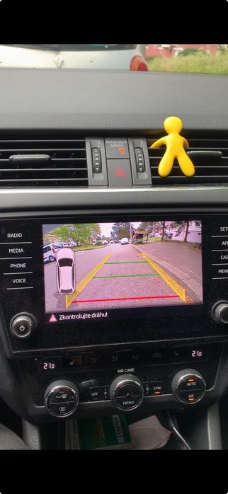 Kit retrofit camera marsarier/mers înapoi Skoda Octavia 3 Superb Tigua