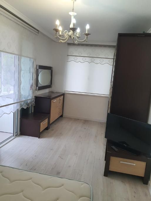 Дава се под наем Тристаен апартамент в Пловдив, Кършияка - 97 кв.м за 600 € - Снимка #4