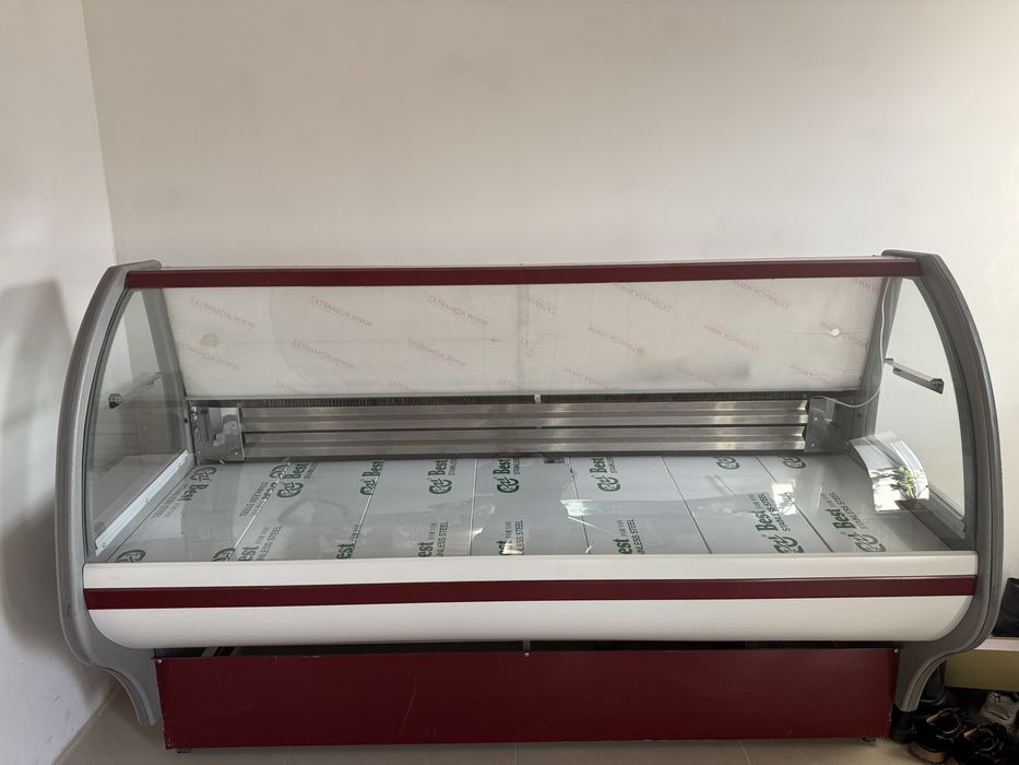Витринный холодильник