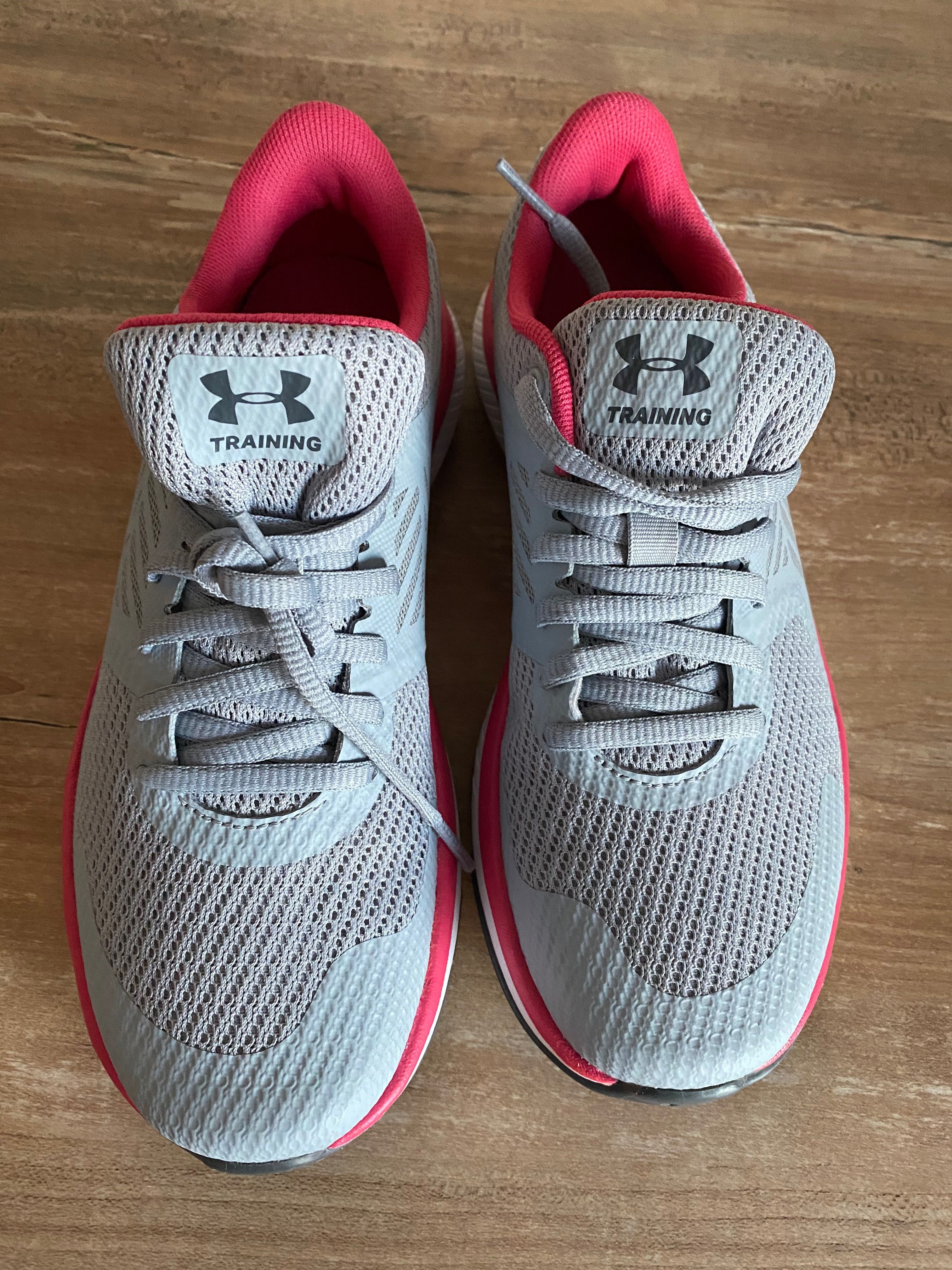Vand adidasi Under Armour, originali, dama, 200 lei