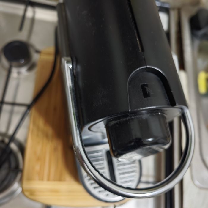 Nespresso C60 utilizat