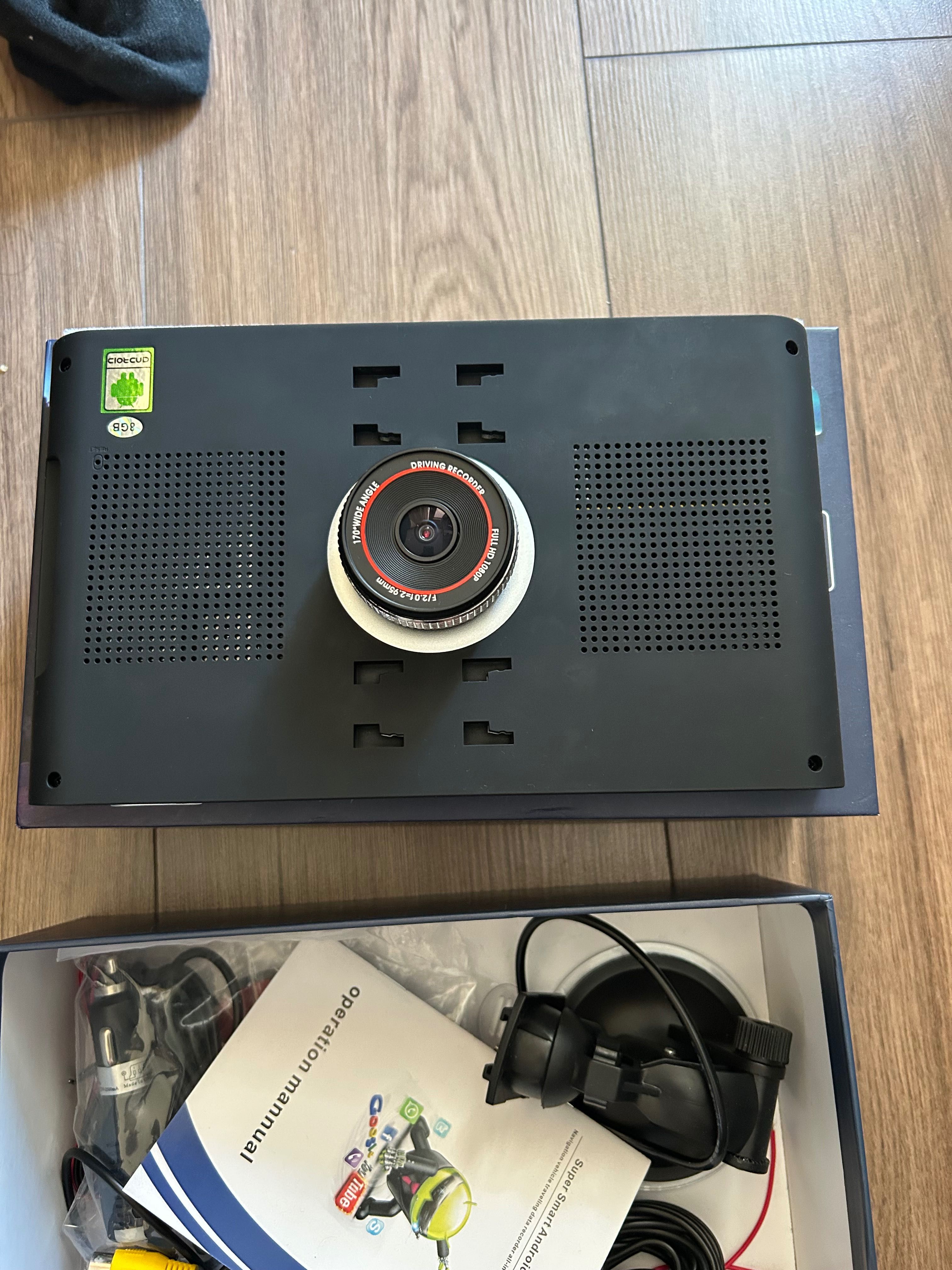 GPS навигация 9 инча, 8GB, 256MB,за камиони и автомобили