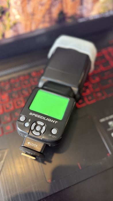 Вспышка универсальная