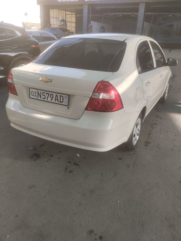 Arenda neksa 3 beriladi