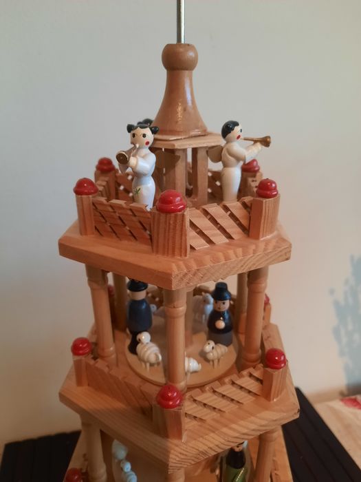 Carusel de Craciun lucrat manual