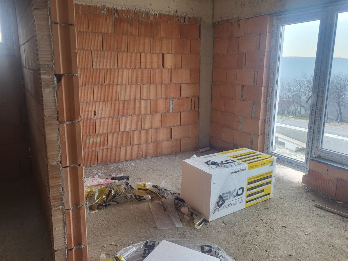 Продава се Двустаен апартамент в Варна, м-т Зеленика - 67 кв.м за 2010 €/кв.м - Снимка #10
