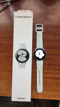 Продаются смарт часы Galaxy Watch4