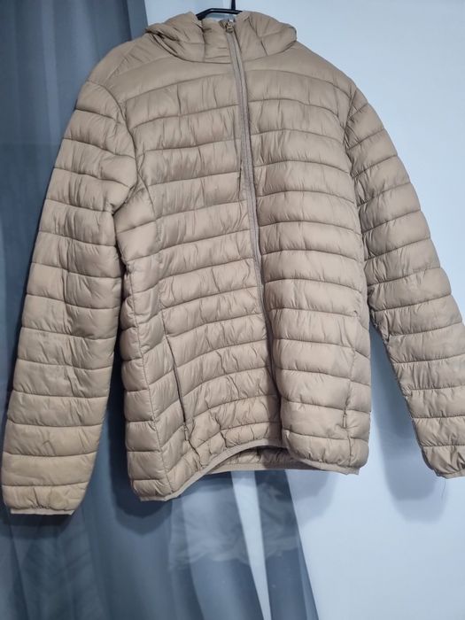 Geaca matlasata bej H&M