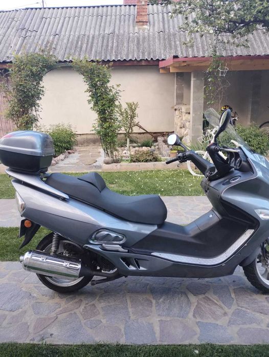 Scuter jonway astral 125 cm, an 2009.
