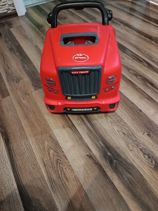 Интерактивно камионче