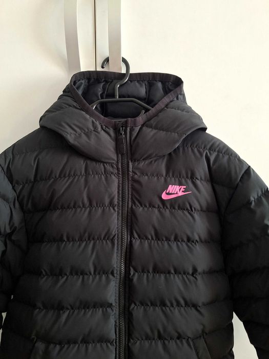 Зимно яке на NIKE