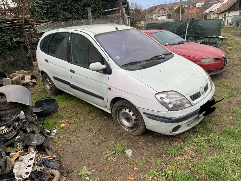 Dezmembrez renault scenic 1.9 dci