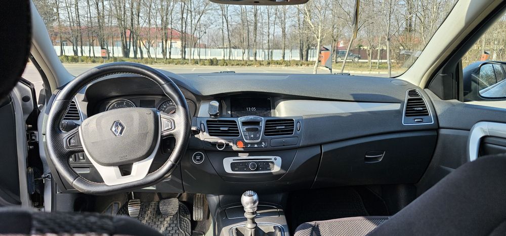 Renault Laguna 3  1.5 ,110cp 2015