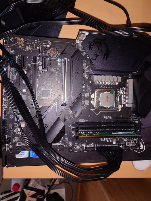 Vand kit i5-10505, MSI MPG Z490 GAMING PLUS, 8GB RAM