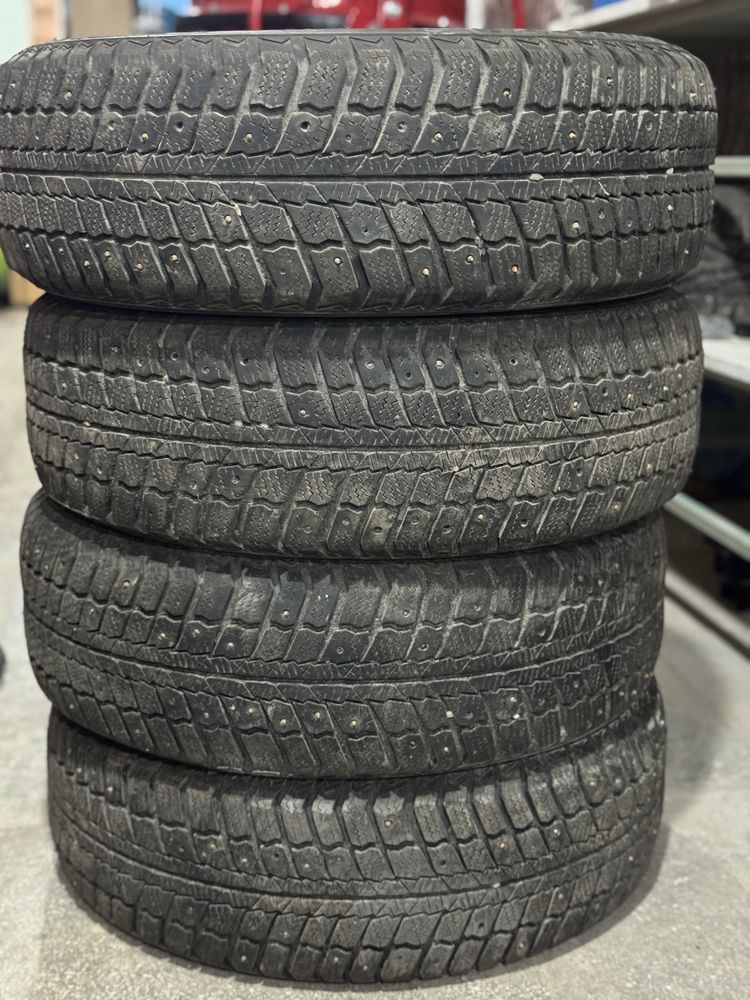 Продам шины 185/65/15