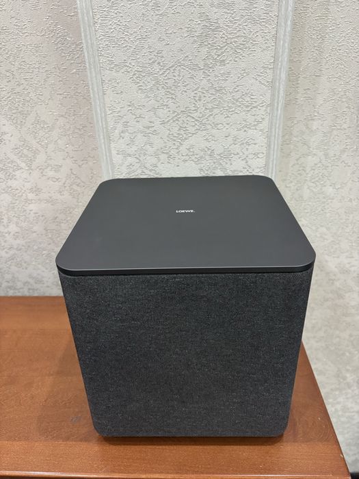 Сабвуфер Loewe klang 1 subwoofer