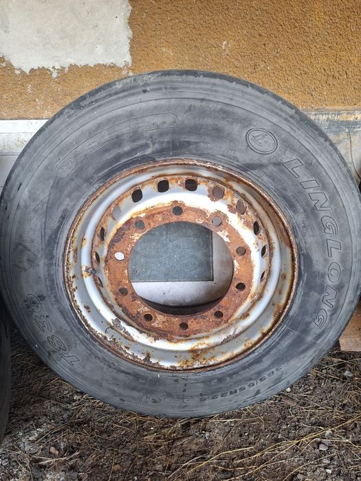 Vand roata de rezerva