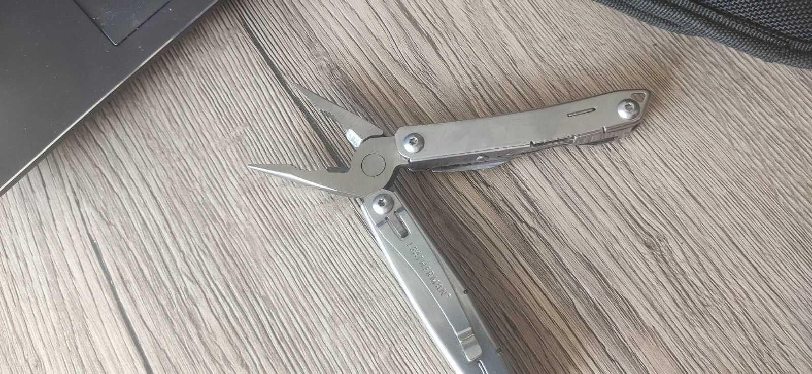 Leatherman multitool sidekick