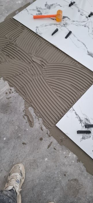 Execut amenajări Interioare/Exterioare