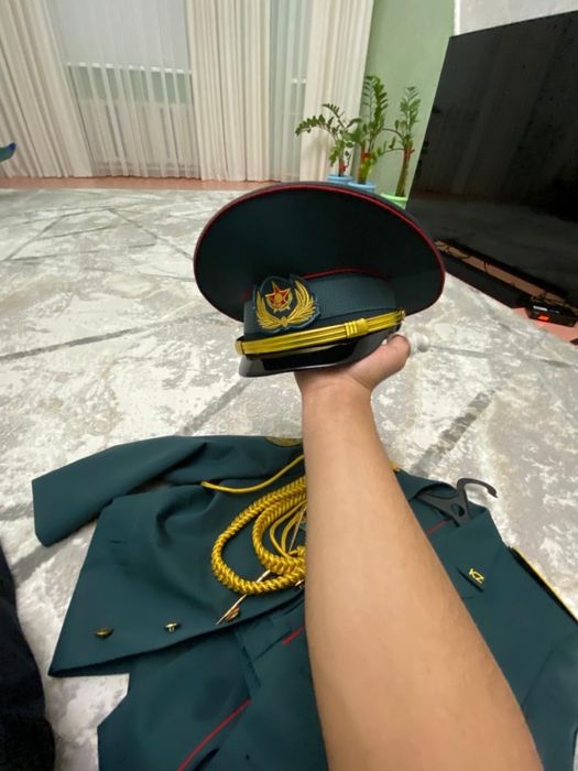 Форма.   Военный