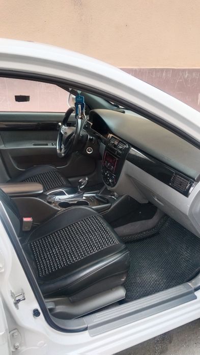 Jentra 3-pazitsa aftomat