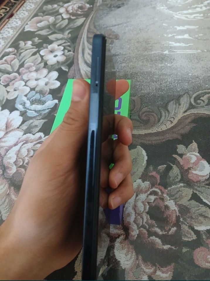 Infinix hot 40i ideal holatda