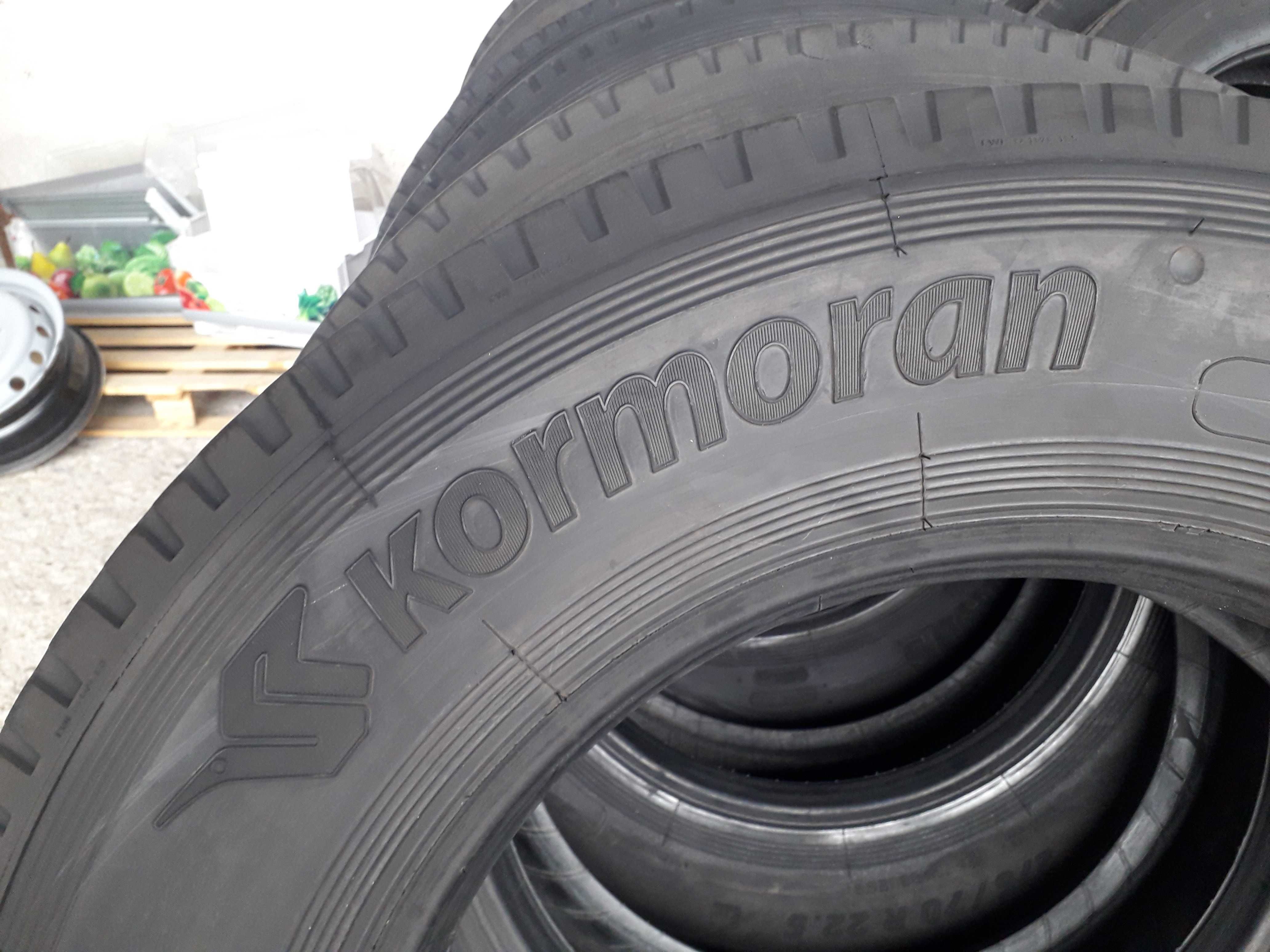 2 тежкотоварни гуми R22.5 275/70 Kormoran C 148/145J M+S