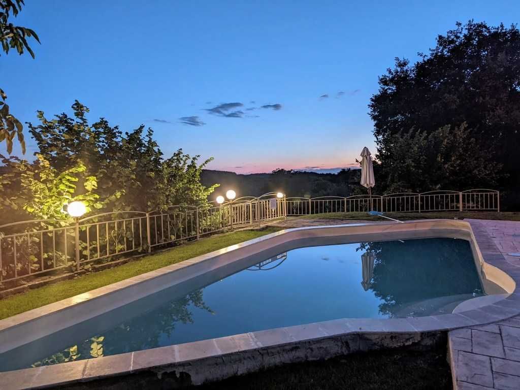 Продава се Къща в с. Буковец, Област Велико Търново - 180 кв.м за 1145 €/кв.м - Снимка #2