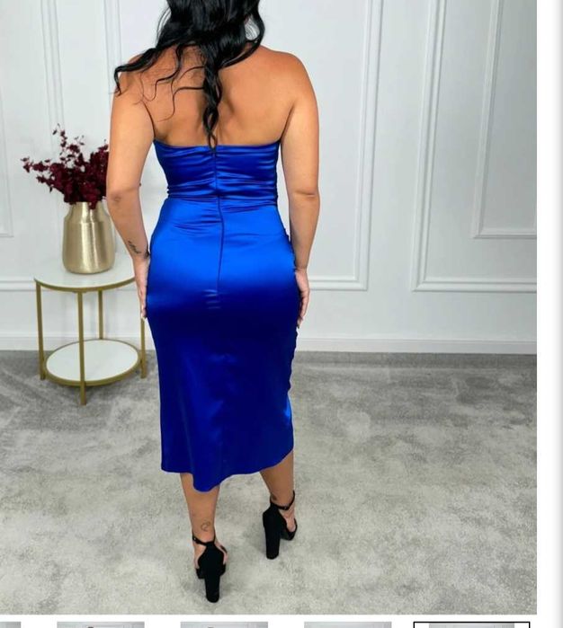 Vand rochie ocazie