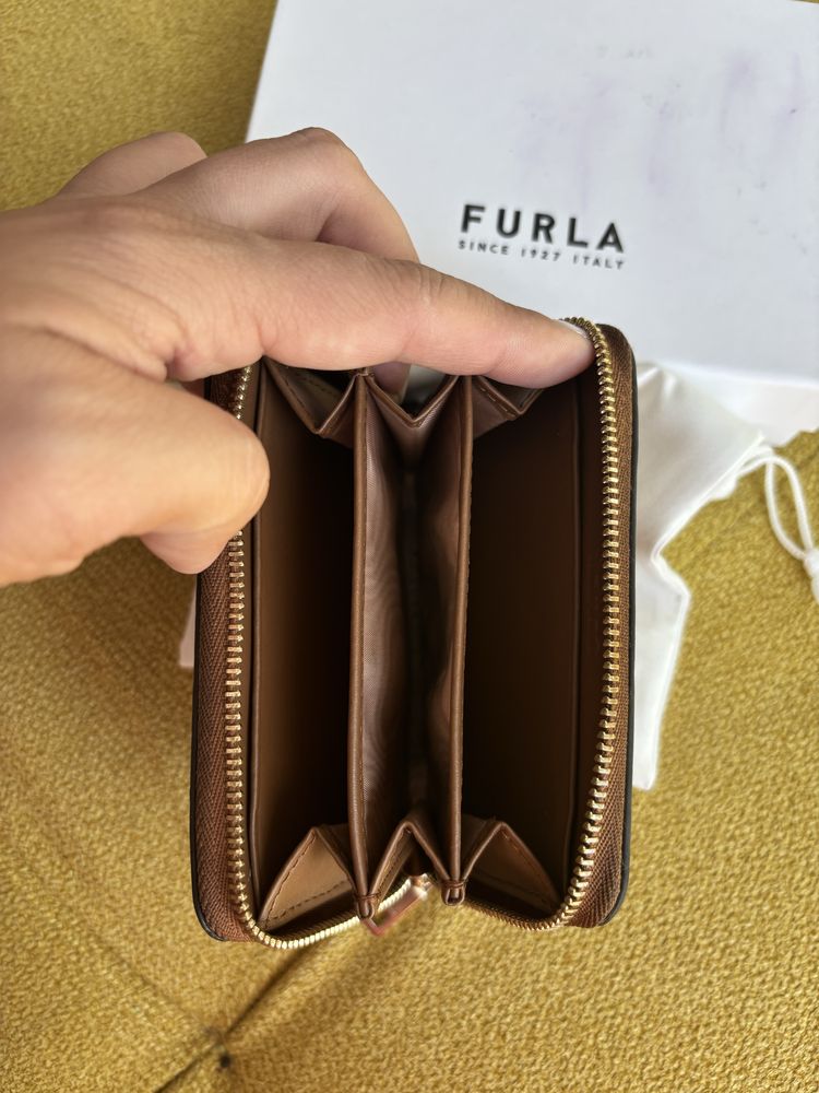 Furla кожен портфейл Babylon