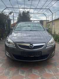 Vand opel astra j