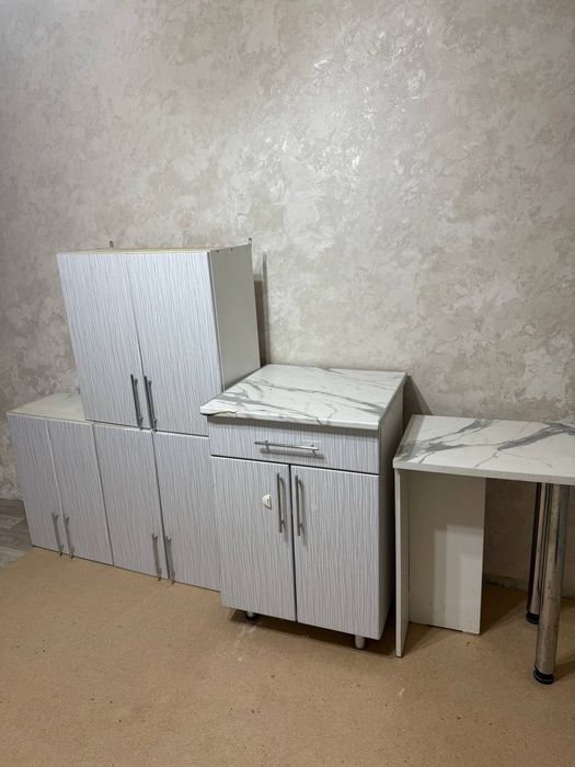 Продам кухонный гарнитур