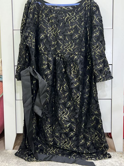 Платья и юбки для женщин и девочек,б/у и новые,состояние очень хорошее