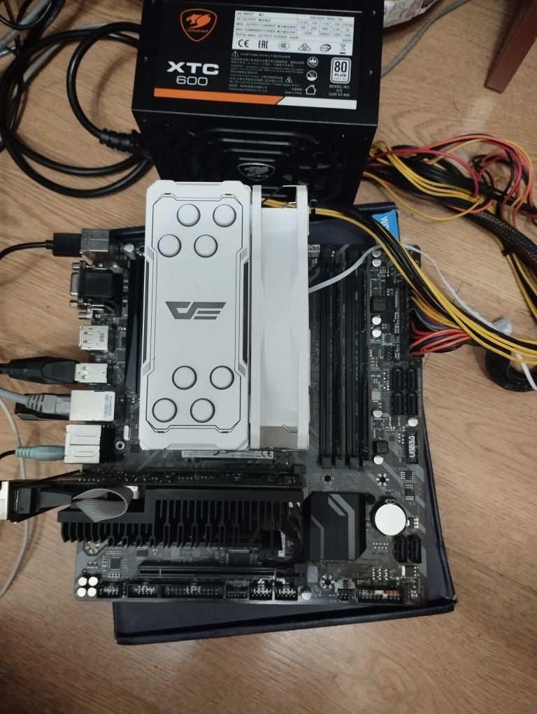 Продам комплект i7 9700 mb b365 ozu32gb