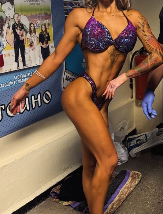 Състезателен бански костюм за IFBB/WABBA
