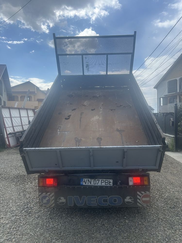 Vând iveco Daily 2.8  an 2000 basculabil