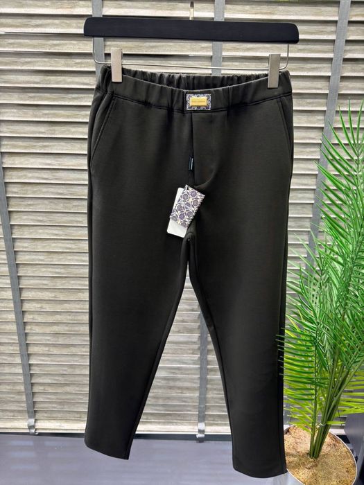 Stoc Pantaloni barbati