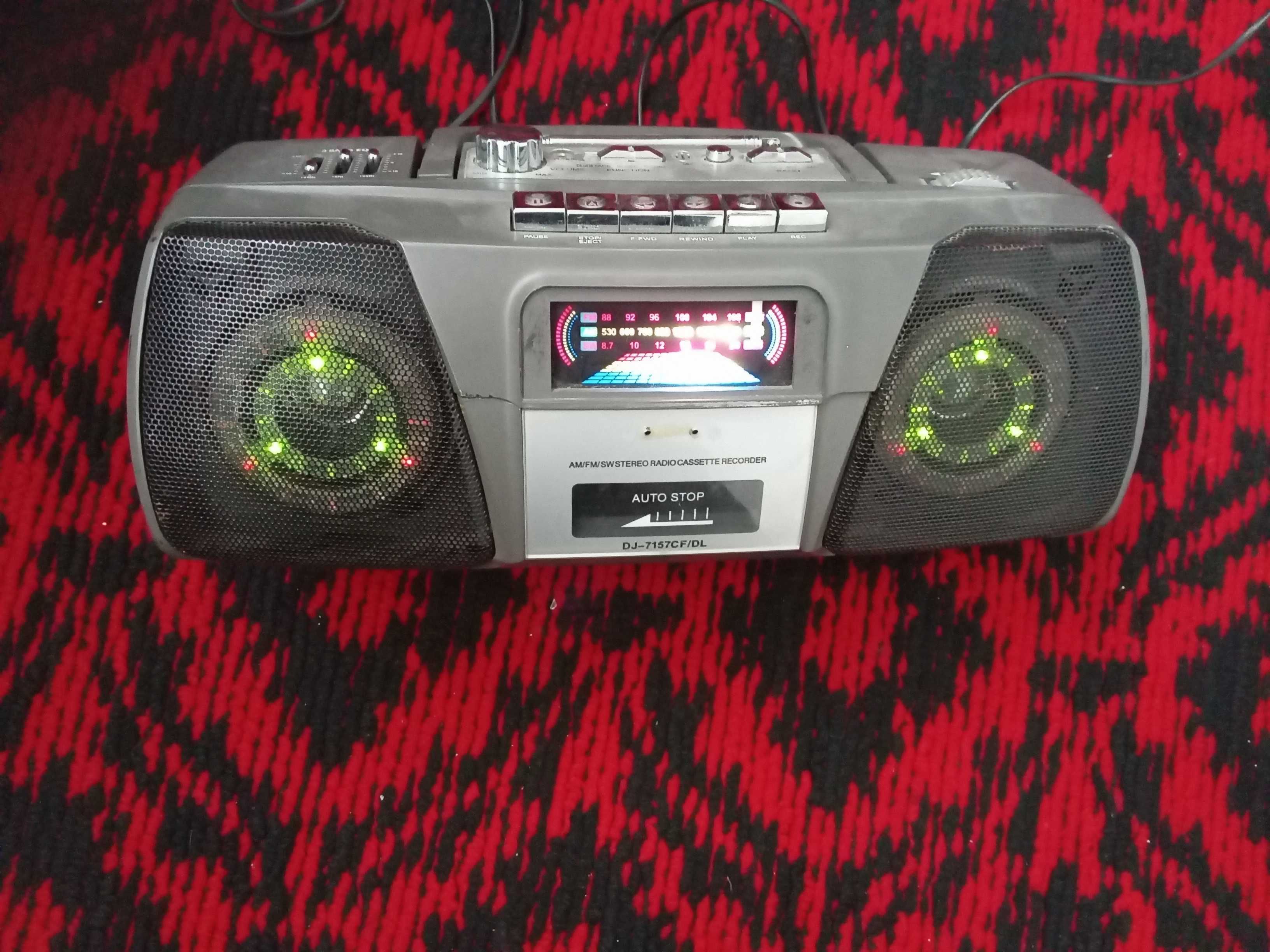 aparat radio+casetofon dachi cu lumini disco