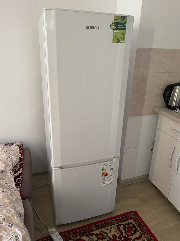 Продается холодильник Beko
