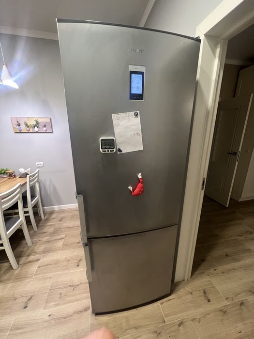 Продам холодильник б/у