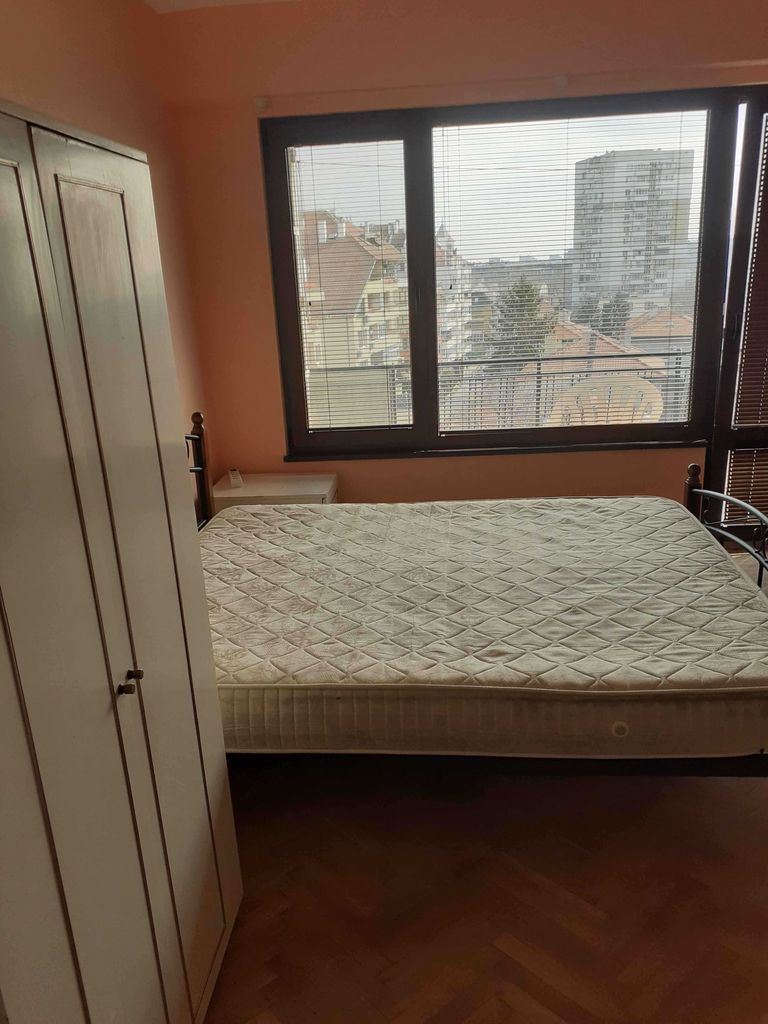 Дава се под наем Двустаен апартамент в Варна, Левски - 45 кв.м за 280.5 € - Снимка #1