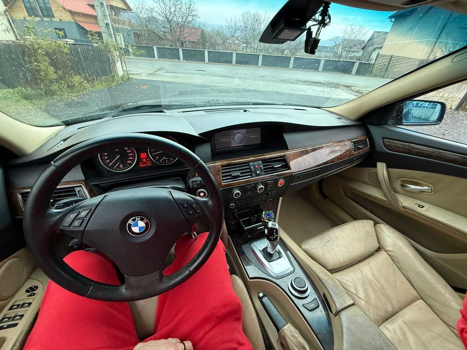 BMW E60 LCI 535d 286 cp  joistyck /trapa/ head up/hi-fi/faruri adaptat