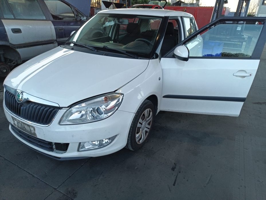 Dezmembrez skoda fabia 2 facelift