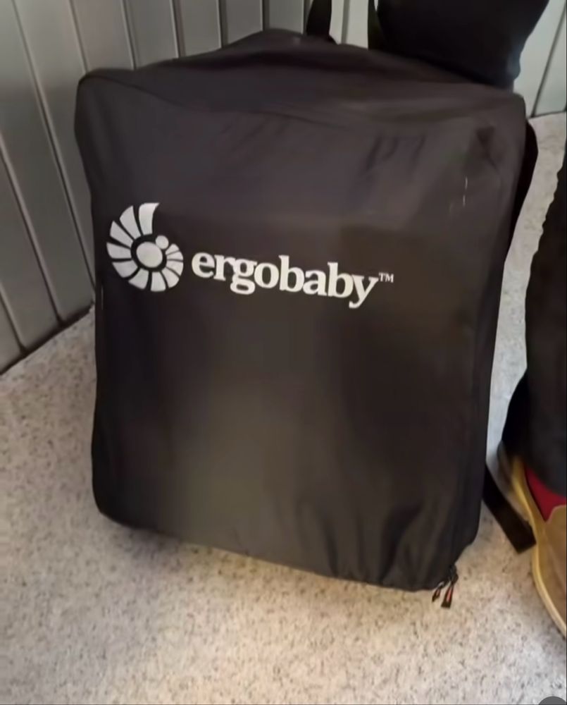 Новая прогулочная коляска Ergobaby