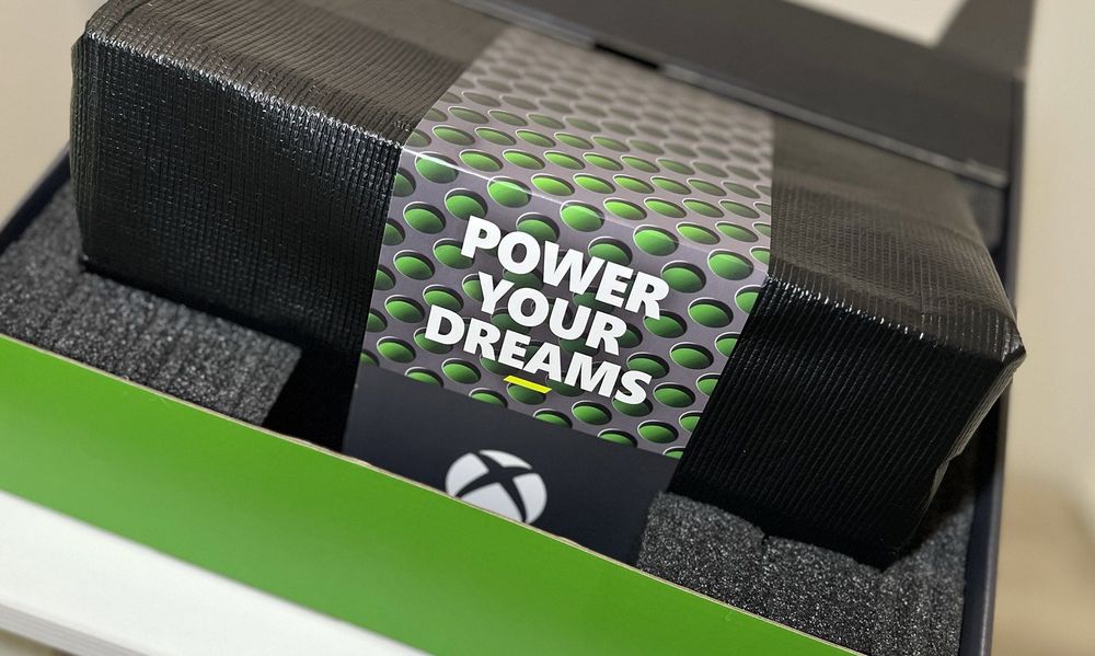 Consola Xbox Series X, 1TB (Negru), pachet original si complet