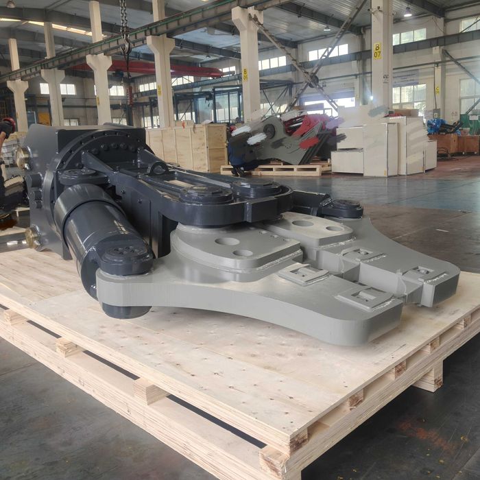 Cleste demolare pulverizator rotativa