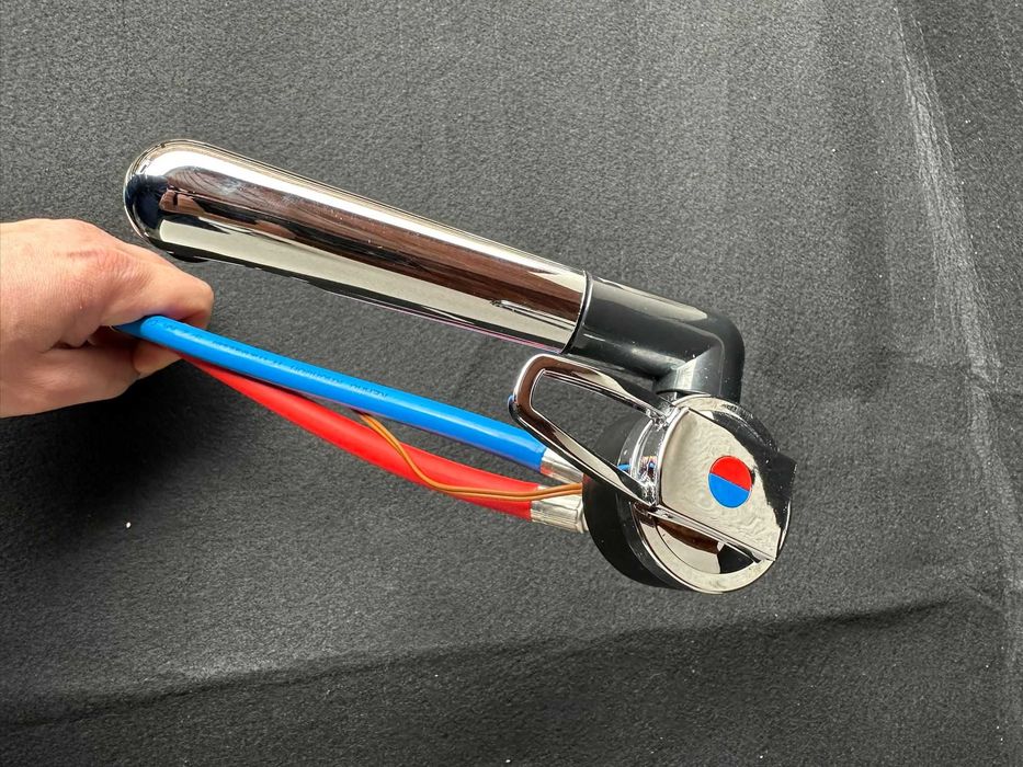 Baterie apa calda/rece deLuxe marca REICH pentru Rulota/Autorulota