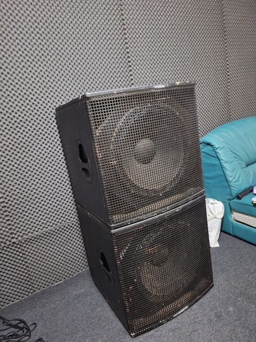 Vând Bași Boxe 2 bucăți