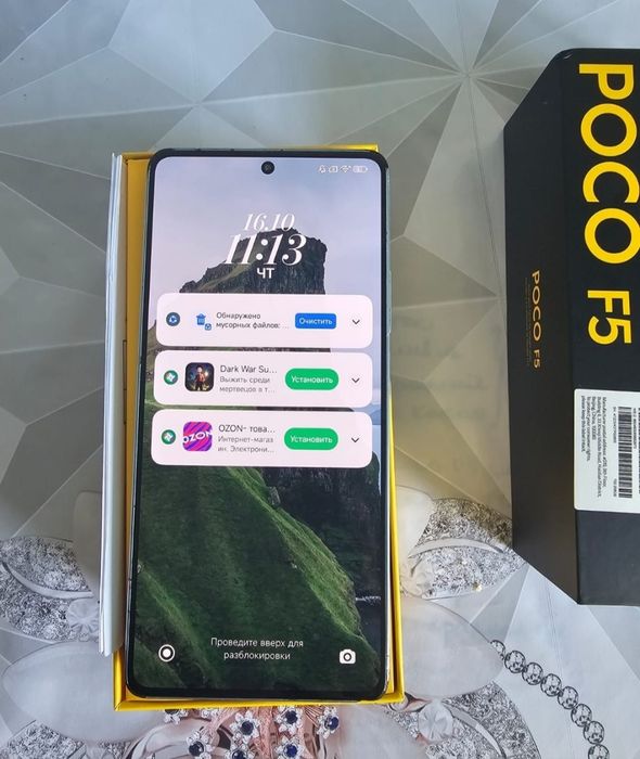 Продам Poco F5 12/256