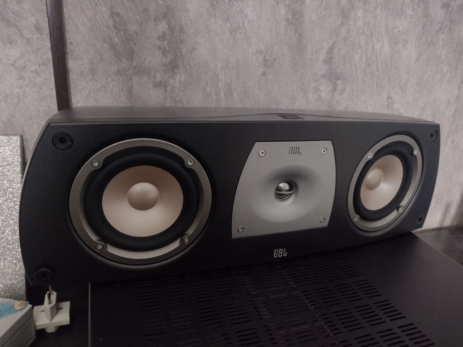 Boxa centru jbl !